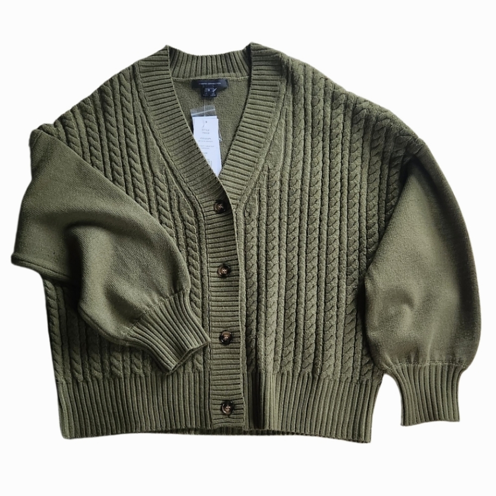 ✨️NEW ✨️ French Connection Babysoft Cableknit Olive Cardigan